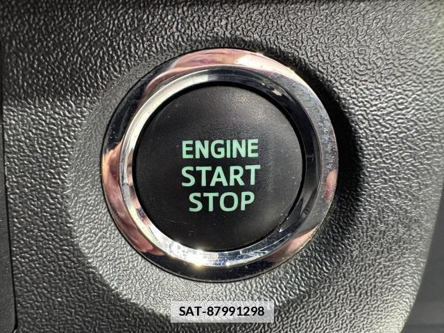 Toyota HIACE VAN 2019-10 7959937-14