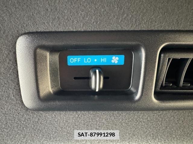 Toyota HIACE VAN 2019-10 7959937-19