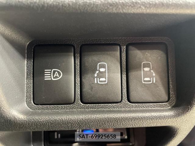 Toyota HIACE VAN 2024-07 7959961-2