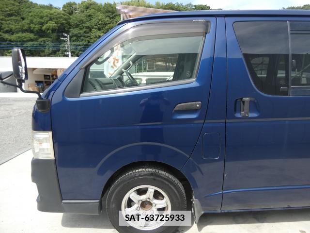 Toyota HIACE VAN 2013-07 7960544-15