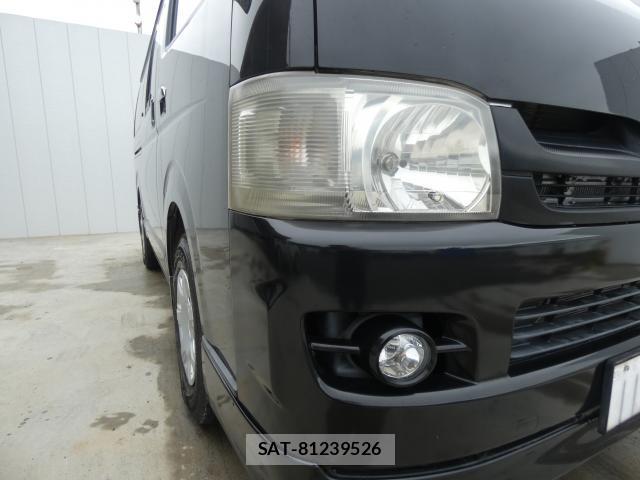 Toyota HIACE VAN 2007-11 7960545-17