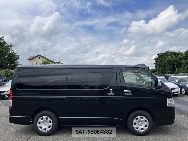 Toyota HIACE VAN 2025-06 7960982-2
