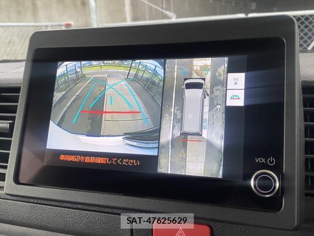 Toyota HIACE VAN 2026-04 7963166-13