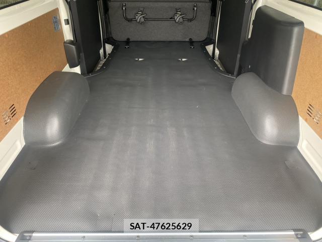 Toyota HIACE VAN 2026-04 7963166-19