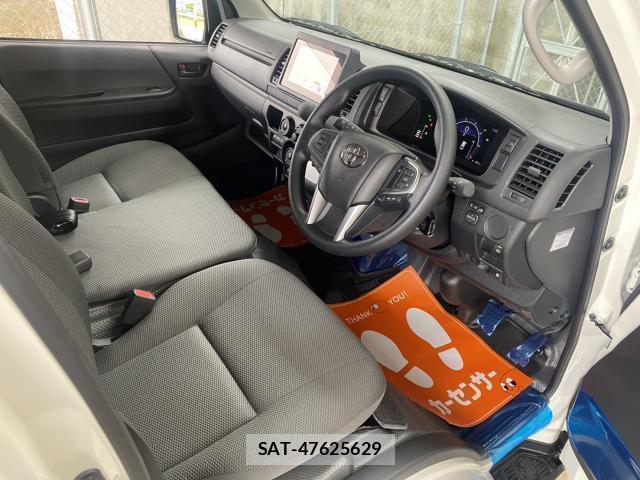 Toyota HIACE VAN 2026-04 7963166-2
