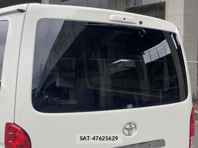 Toyota HIACE VAN 2026-04 7963166-5