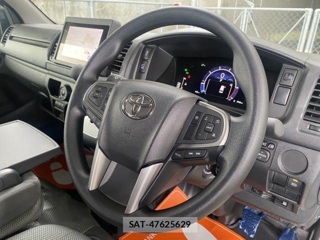 Toyota HIACE VAN 2026-04 7963166-6