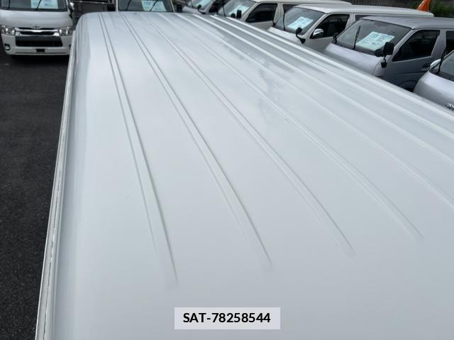 Toyota HIACE WAGON 2007-09 7961630-13