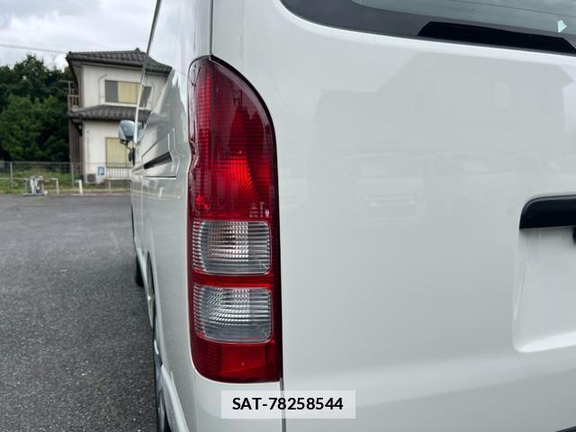 Toyota HIACE WAGON 2007-09 7961630-16
