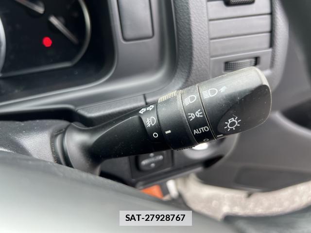 Toyota HIACE WAGON 2014-08 7961631-12