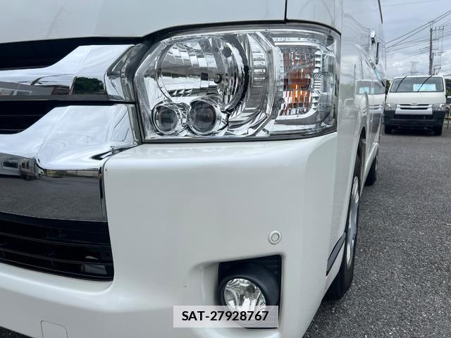 Toyota HIACE WAGON 2014-08 7961631-15