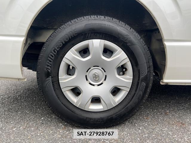 Toyota HIACE WAGON 2014-08 7961631-18