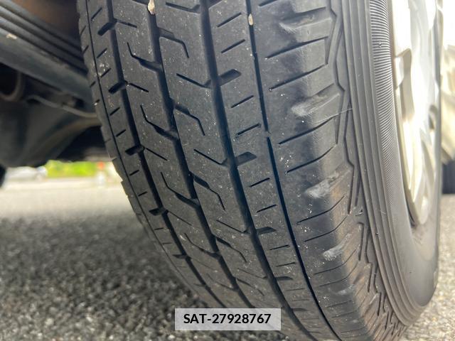 Toyota HIACE WAGON 2014-08 7961631-19