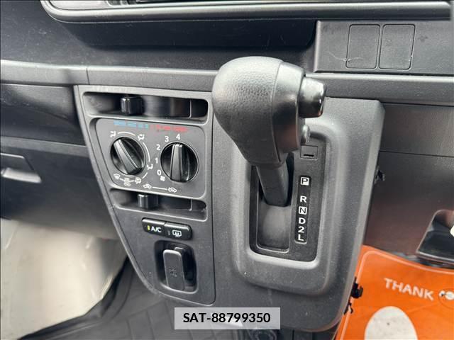 Daihatsu HIJET CARGO 2020-06 7959997-7