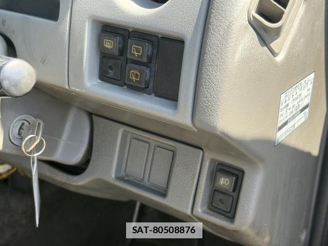 Suzuki JIMNY 2007-01 7962374-19