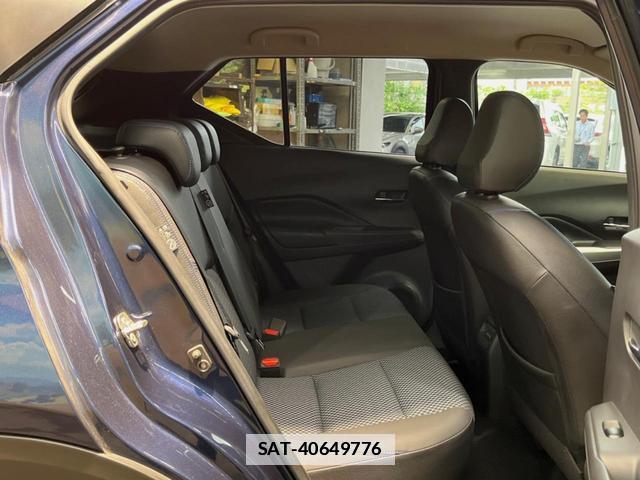 Nissan KICKS 2021-09 7959946-8