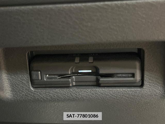 Nissan KICKS 2020-11 7961671-6