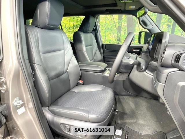 Toyota Land Cruiser 250 2025-06 7961617-7
