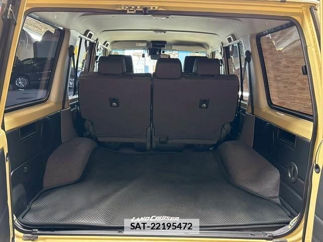 Toyota Land Cruiser 70 2024-05 7959560-12
