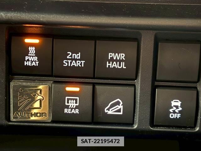 Toyota Land Cruiser 70 2024-05 7959560-7