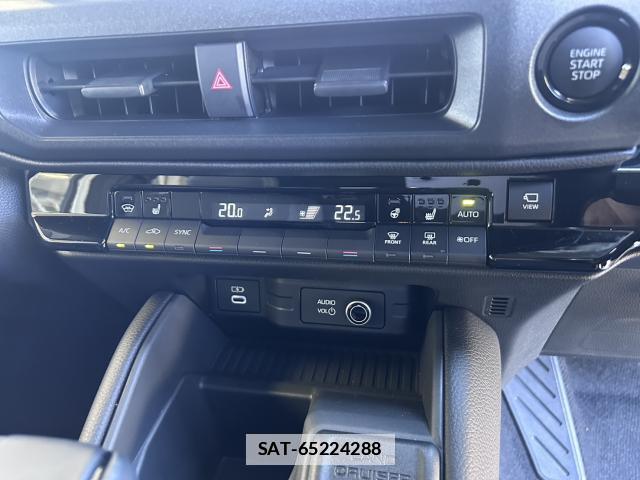 Toyota Land Cruiser FJ 2026-06 7962400-15
