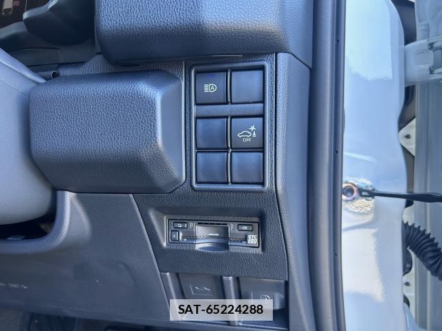 Toyota Land Cruiser FJ 2026-06 7962400-16