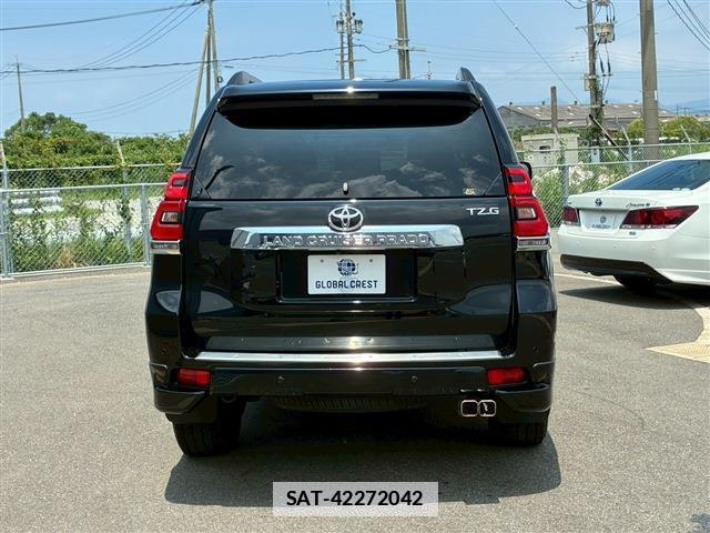Toyota LAND CRUISER PRADO 2023-06 7959379-6
