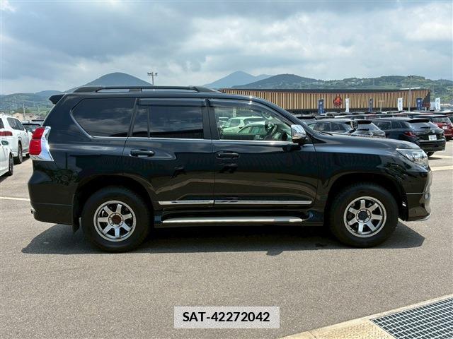Toyota LAND CRUISER PRADO 2023-06 7959379-9