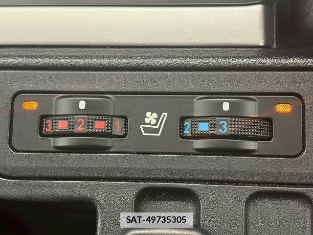 Toyota LAND CRUISER PRADO 2018-03 7960041-7