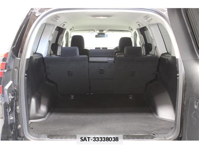 Toyota LAND CRUISER PRADO 2018-03 7962326-1