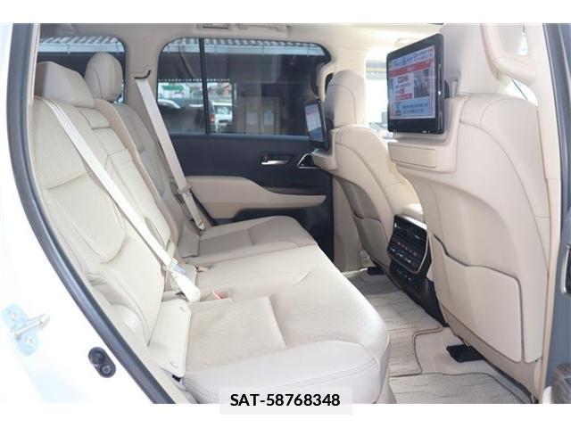 Toyota LAND CRUISER 2022-05 7960938-11