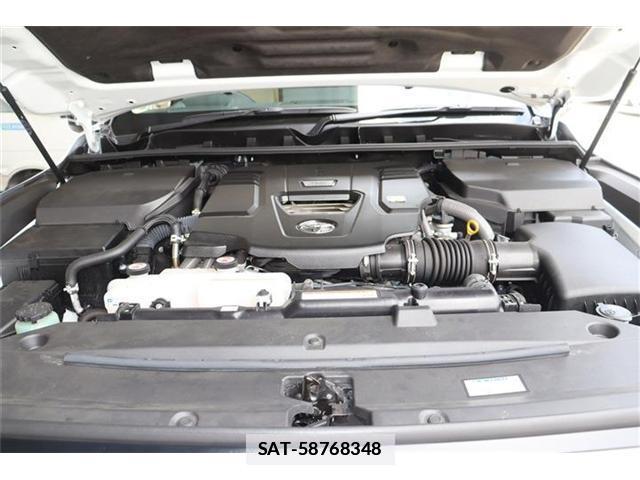 Toyota LAND CRUISER 2022-05 7960938-16
