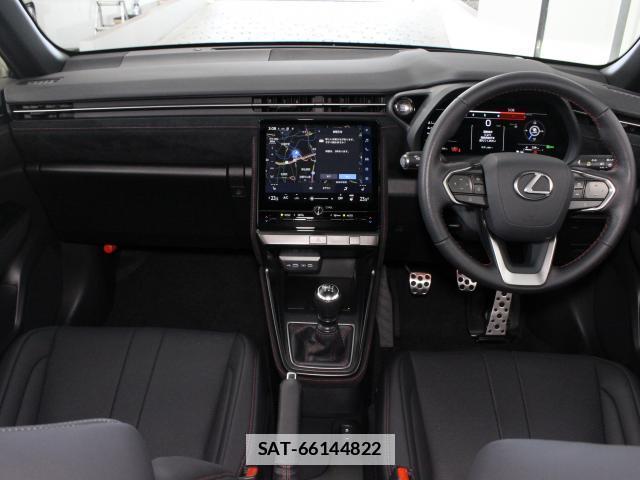 Lexus LBX 2025-01 7960013-1