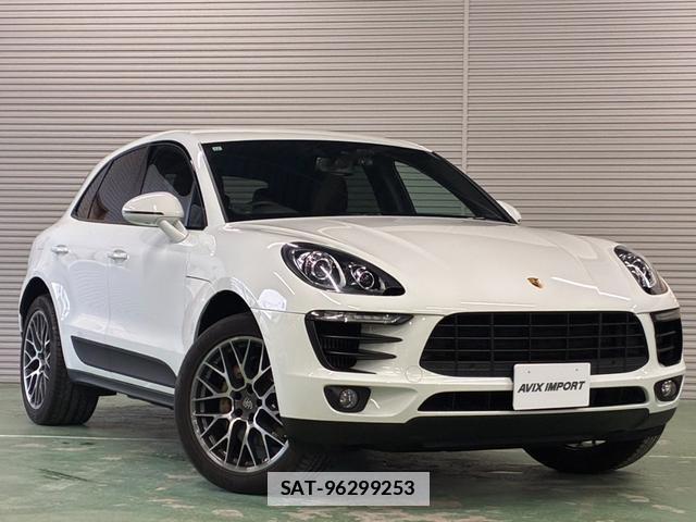 Porsche MACAN 2017-03 7962732-9