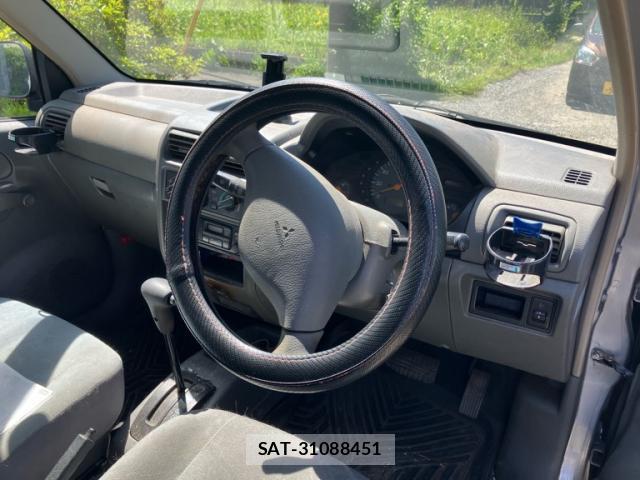 Mitsubishi MINICA 2010-09 7961781-9