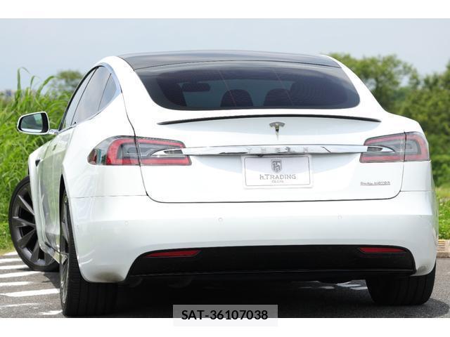 Tesla MODEL S 2020-05 7962506-1