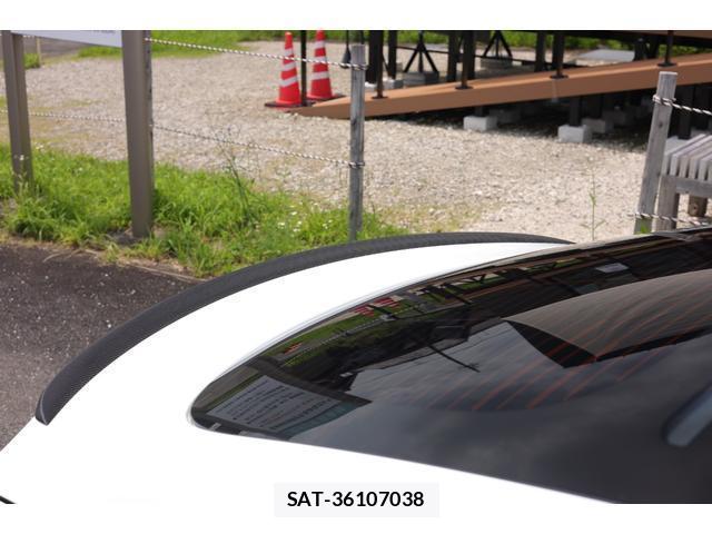 Tesla MODEL S 2020-05 7962506-12
