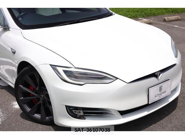 Tesla MODEL S 2020-05 7962506-19