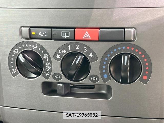 Daihatsu MOVE CONTE 2014-01 7962181-4