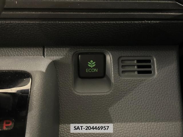 Honda N-VAN 2018-10 7961250-8