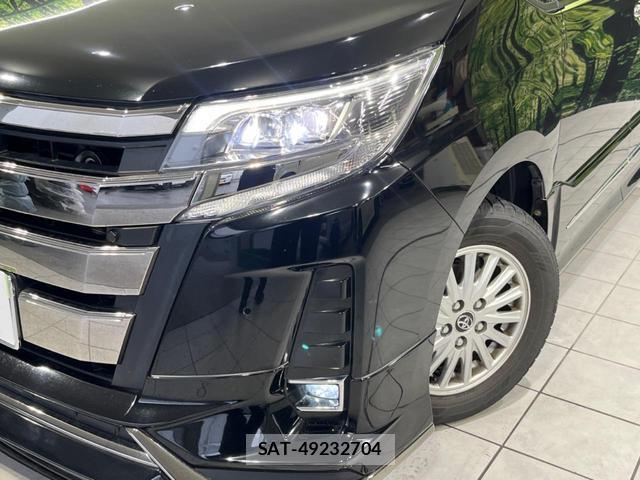 Toyota NOAH 2021-08 7959580-11