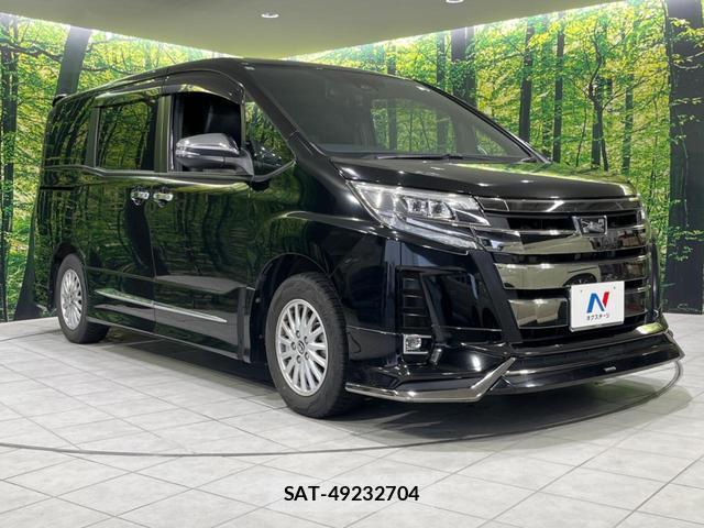 Toyota NOAH 2021-08 7959580-15