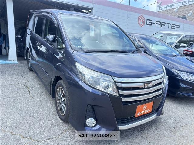 Toyota NOAH 2014-12 7960429-0
