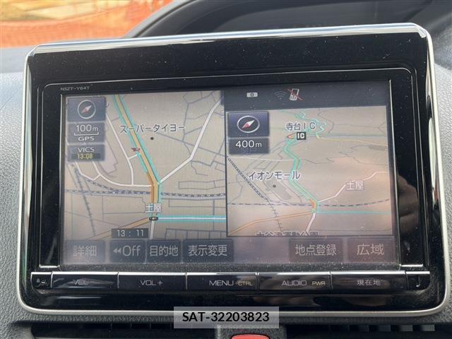 Toyota NOAH 2014-12 7960429-2