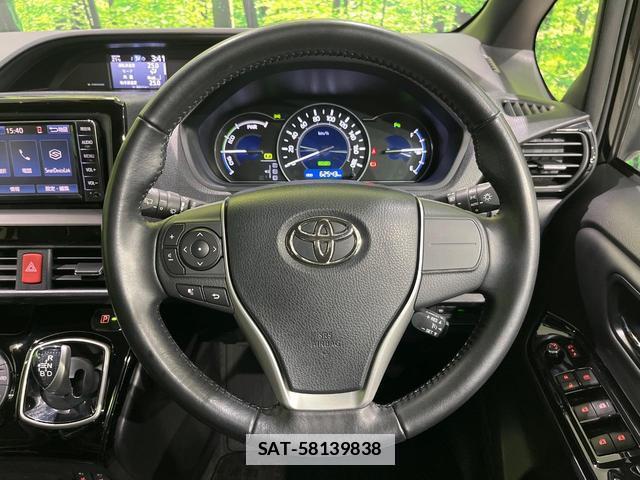 Toyota NOAH 2019-01 7960574-12