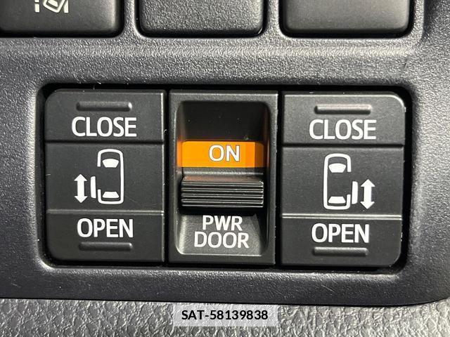 Toyota NOAH 2019-01 7960574-4