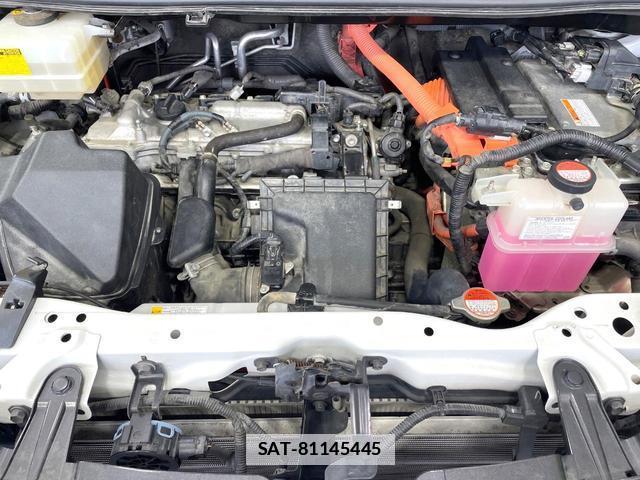 Toyota NOAH 2016-12 7961601-18