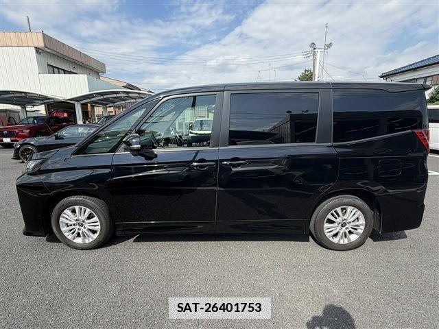 Toyota NOAH 2022-02 7961924-10