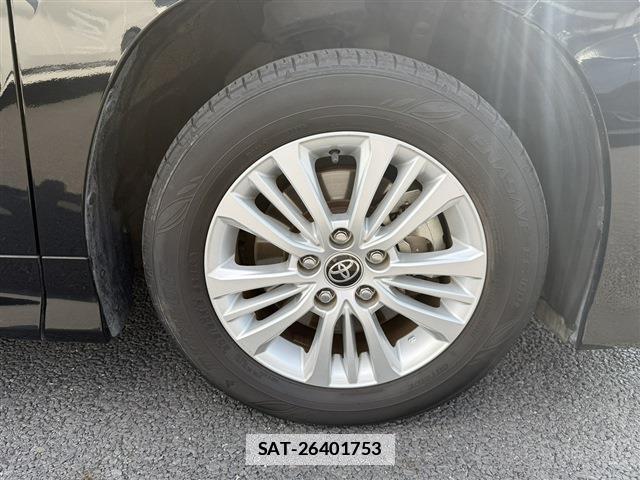 Toyota NOAH 2022-02 7961924-14