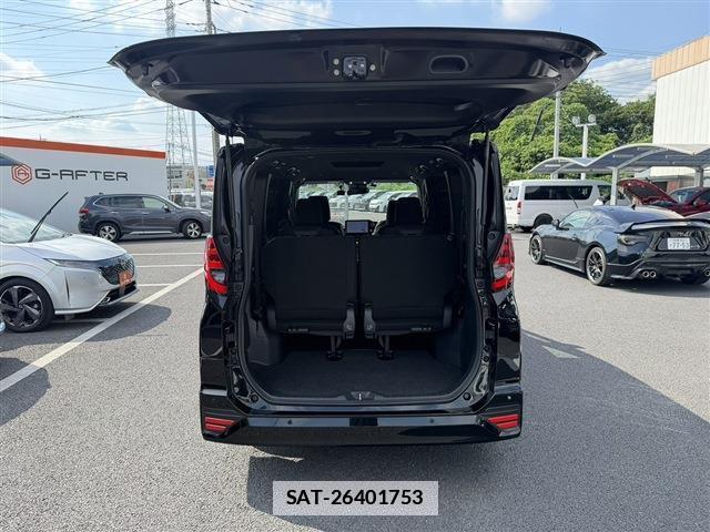 Toyota NOAH 2022-02 7961924-18